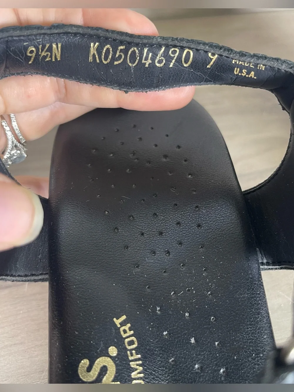 SAS Suntimer Heel Sandal Womens 9.5N Black Patent Croc Textured Comfort Open Toe
